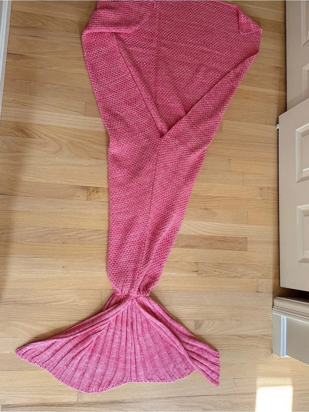 Cozy Knit Mermaid Tail Blanket